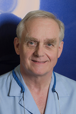 Dr. Lajos Patonay - Oral Surgeon og implantologisk 